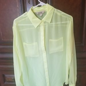 Yellow polyester two pocket dress blouse